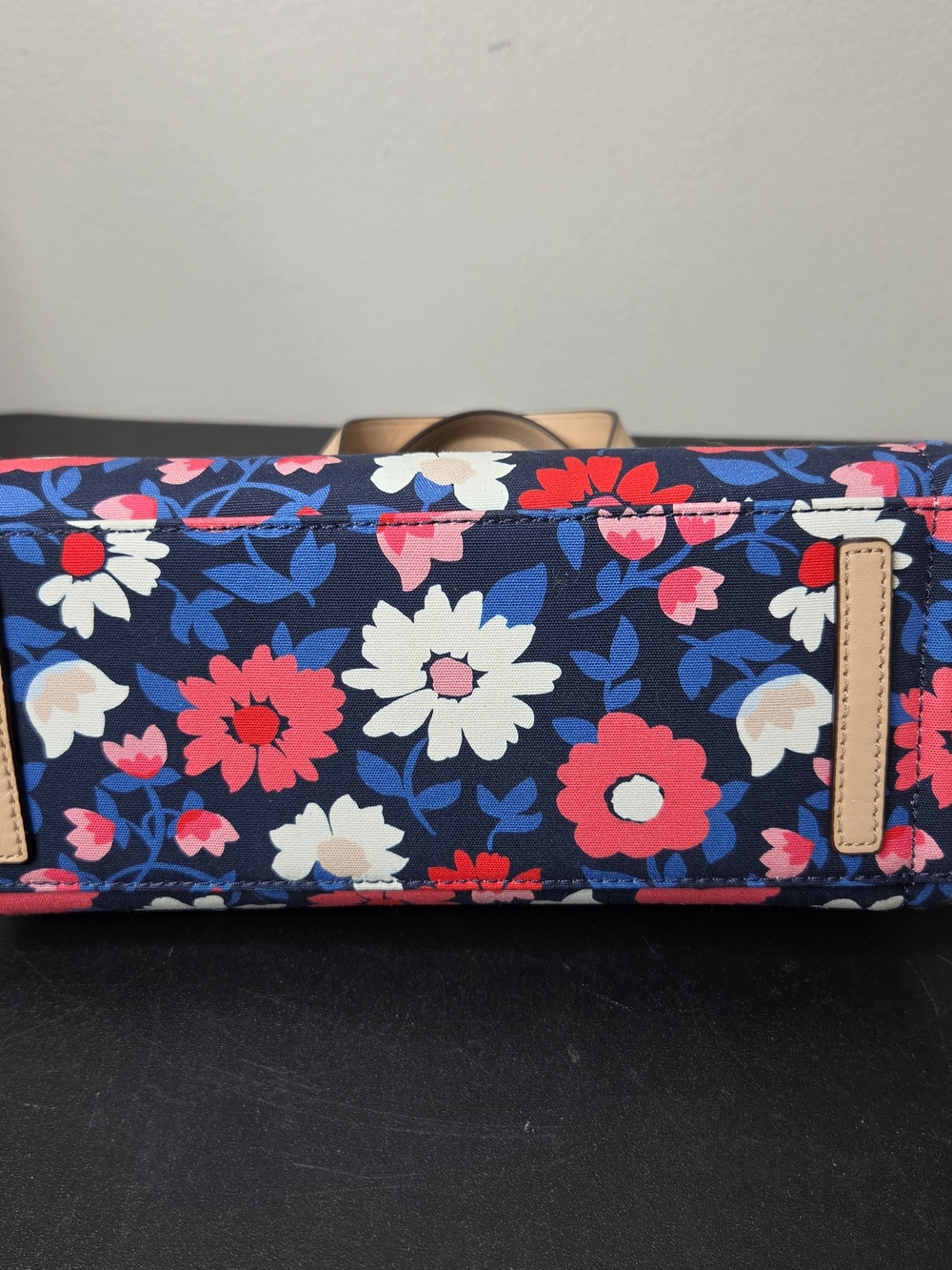 Kate Spade 25th Anniversary Sam Washington Square Small Floral Fabric Tote - Picture 3 of 13
